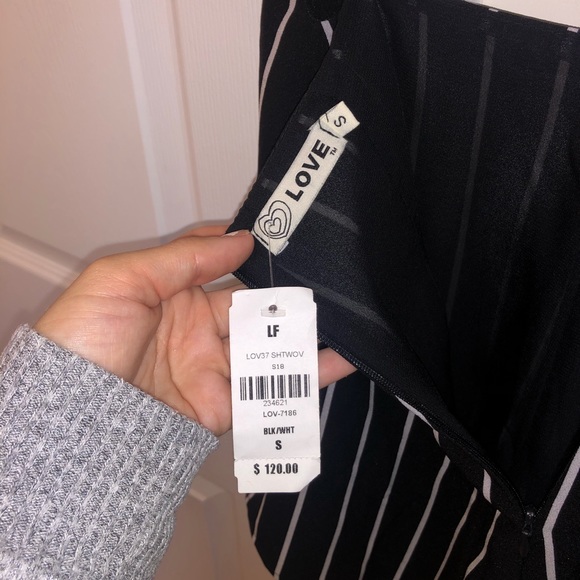 Black & White striped shorts - Picture 4 of 6